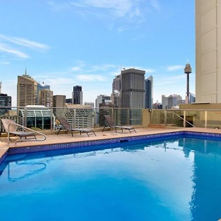 Studio With Balcony At College St Sydney Luaran gambar