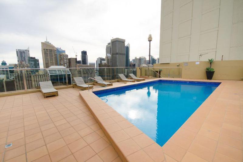 Studio With Balcony At College St Sydney Luaran gambar